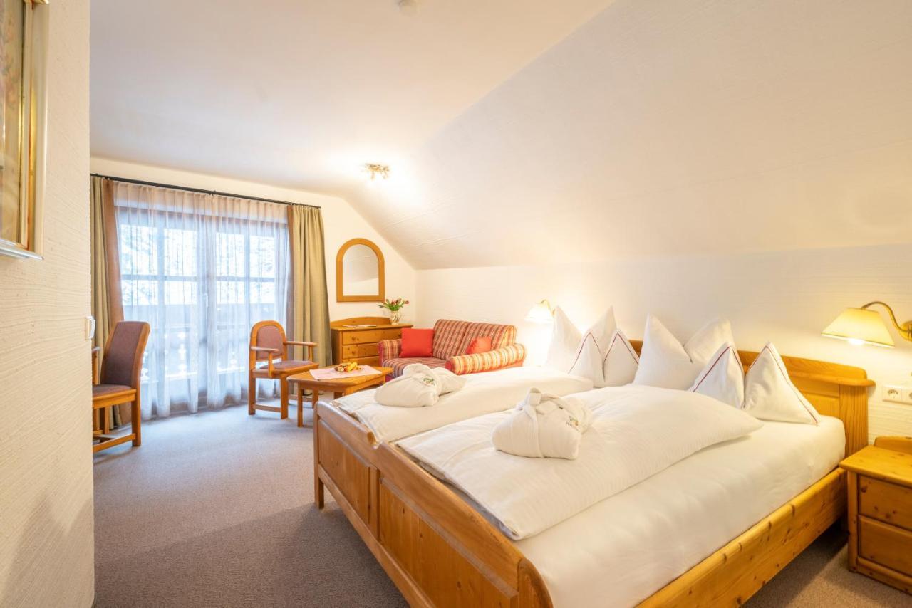 Hotel Trattlerhof Bad Kleinkirchheim Exteriör bild