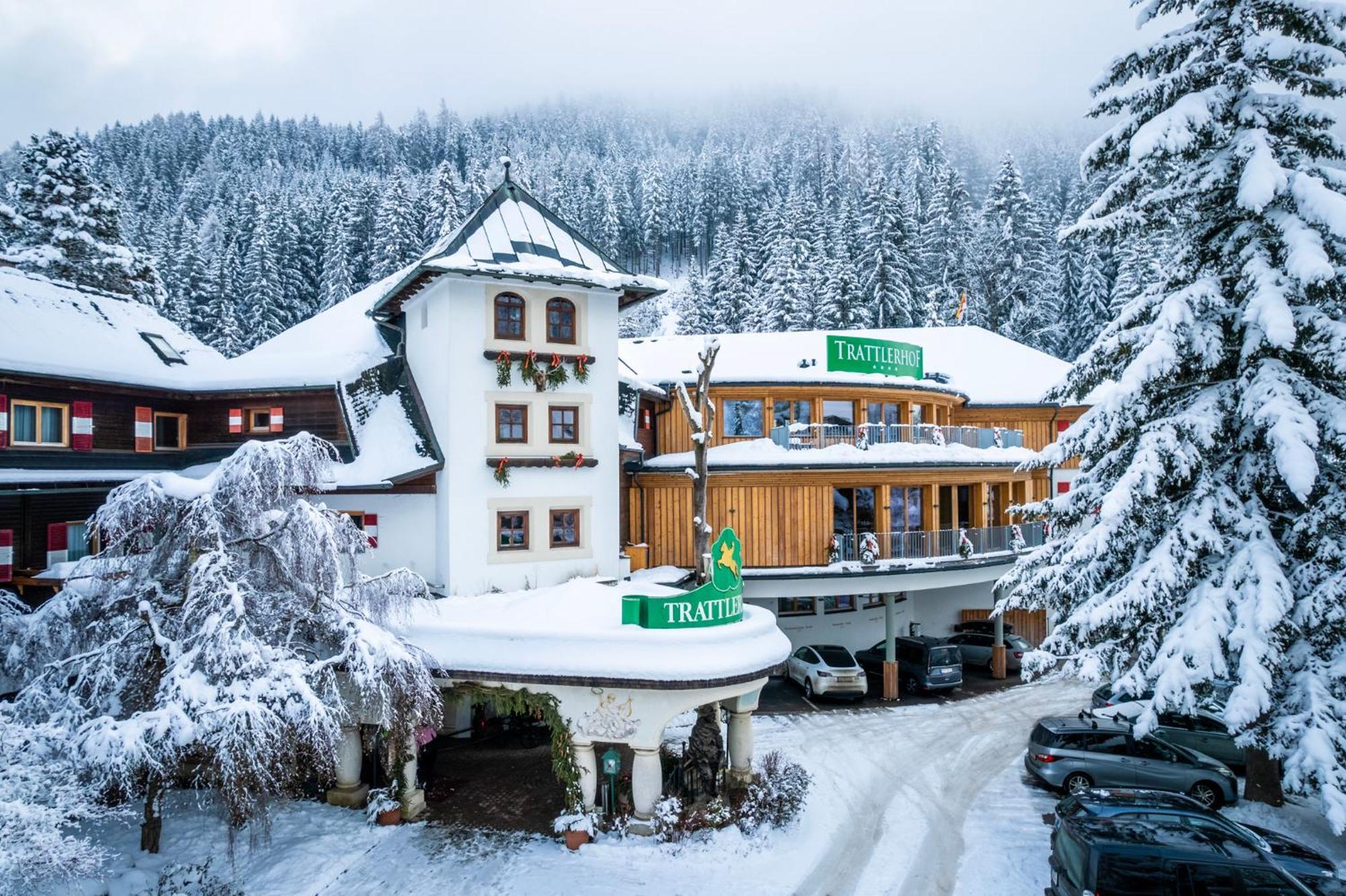 Hotel Trattlerhof Bad Kleinkirchheim Exteriör bild