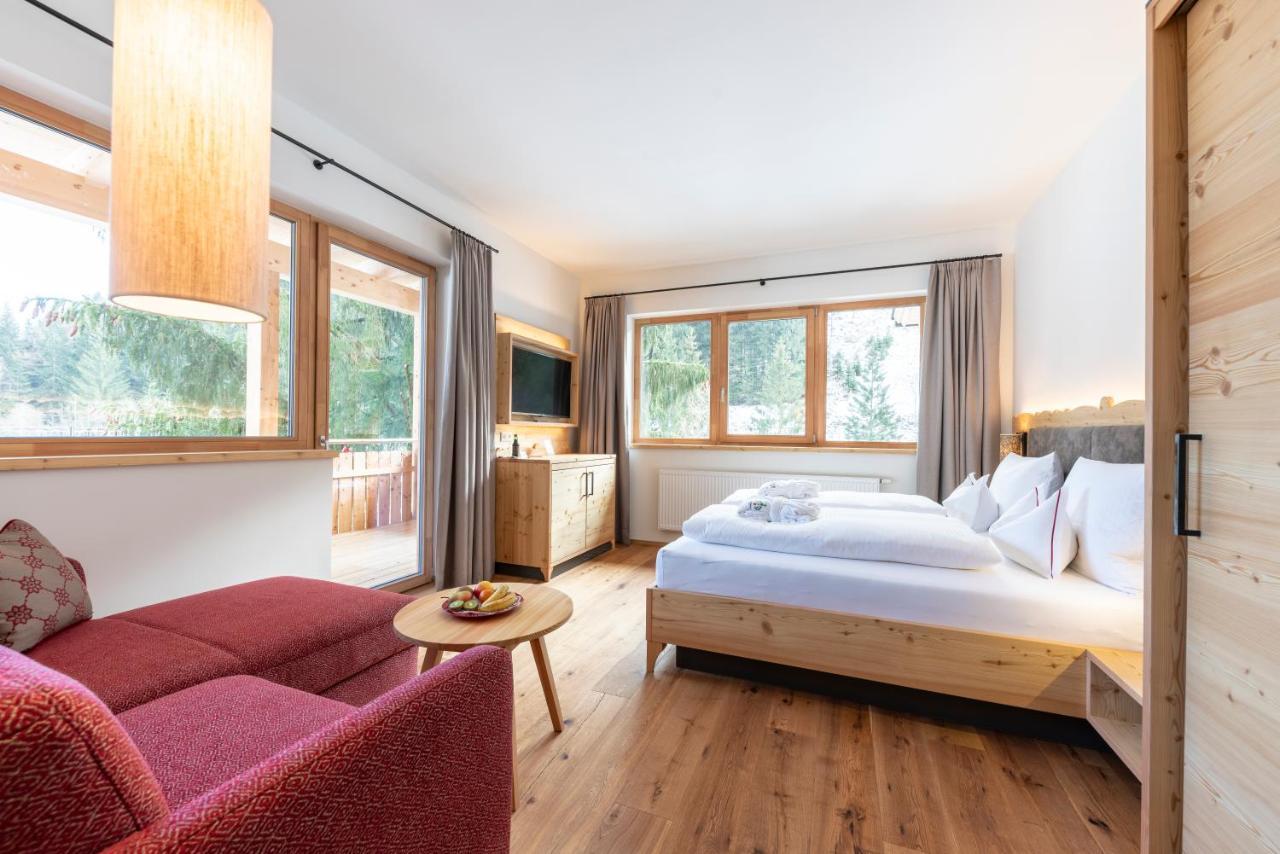Hotel Trattlerhof Bad Kleinkirchheim Exteriör bild