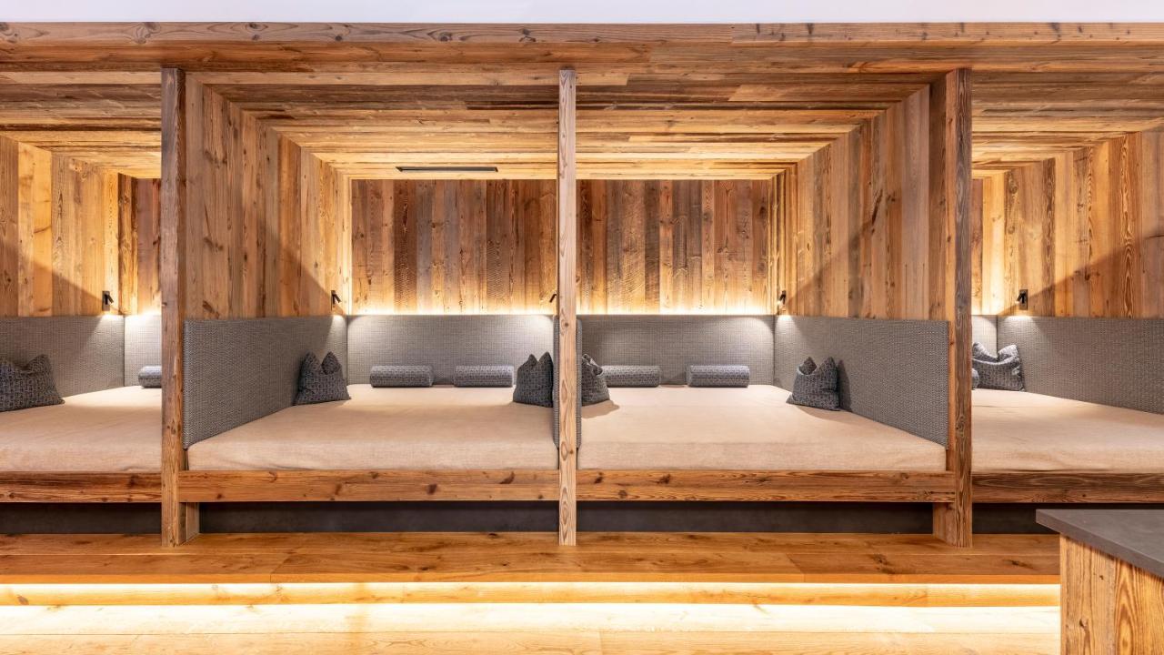 Hotel Trattlerhof Bad Kleinkirchheim Exteriör bild