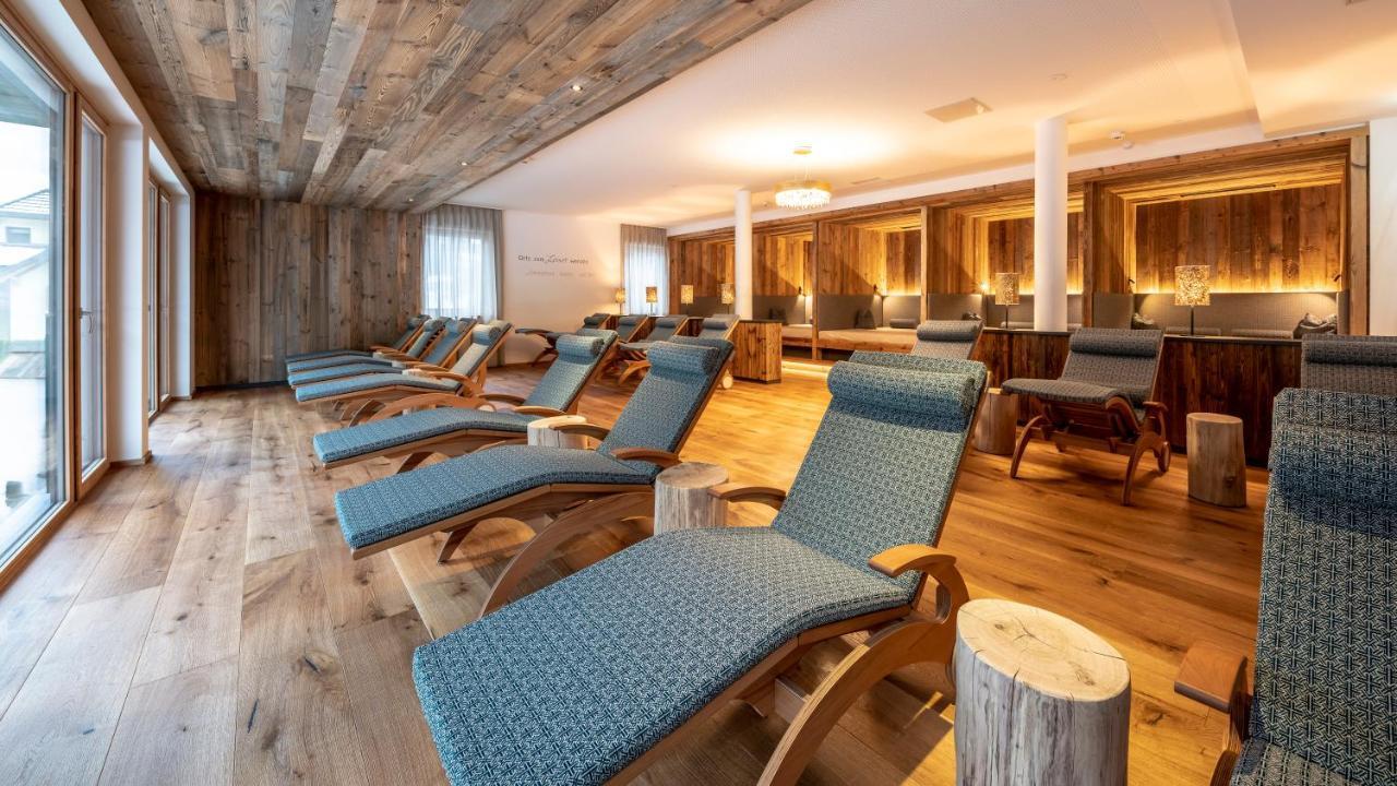 Hotel Trattlerhof Bad Kleinkirchheim Exteriör bild