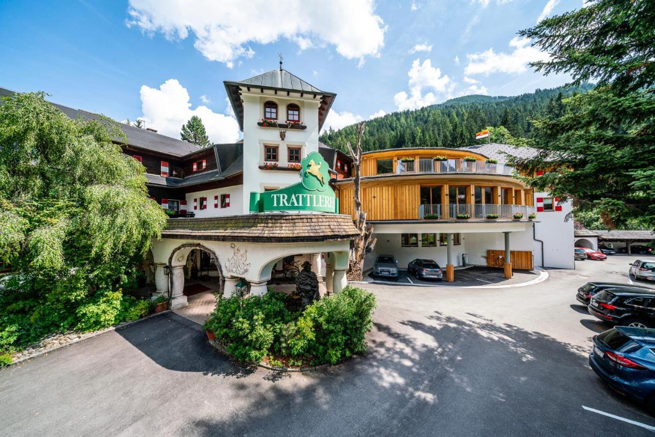 Hotel Trattlerhof Bad Kleinkirchheim Exteriör bild
