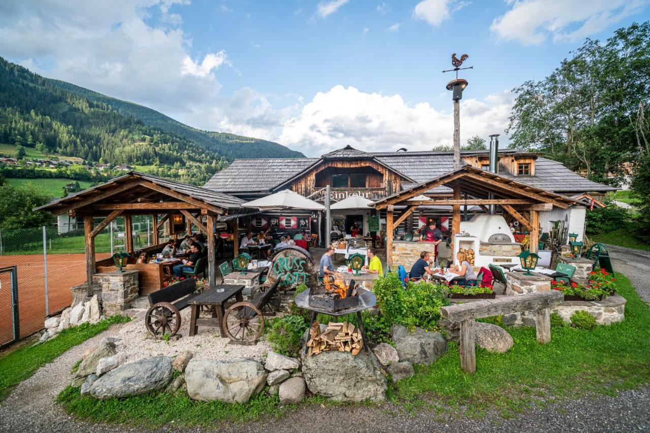 Hotel Trattlerhof Bad Kleinkirchheim Exteriör bild